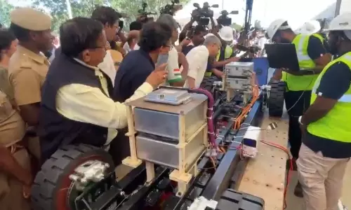 1000Kms வேகம்.. 15 நிமிடங்களில் சென்னை-பெங்களூரு பயணம்.. ICF-இல் ரெடியாகும் ஹைப்பர்லூப் பாட்