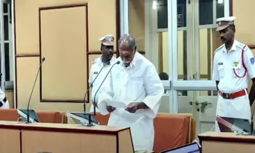 புதுச்சேரியில் தமிழில் பெயர் பலகை கட்டாயம்- ரங்கசாமி உத்தரவு