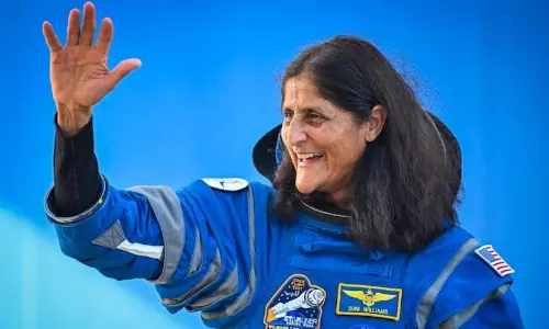 9 மாதமாக நீண்ட 8 நாள் பயணம் - பூமி திரும்பும் சுனிதா வில்லியம்ஸ் - நாசா தரும் சம்பளம் எவ்வளவு தெரியுமா?