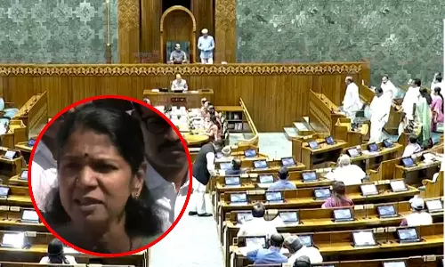 தொகுதி மறுவரையறை விவகாரம்: பாராளுமன்றத்தில் திமுக எம்.பி.க்கள் வெளிநடப்பு