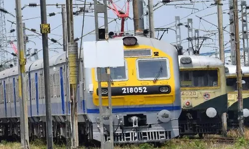 ரெயில் பயணிகளின் கவனத்திற்கு...