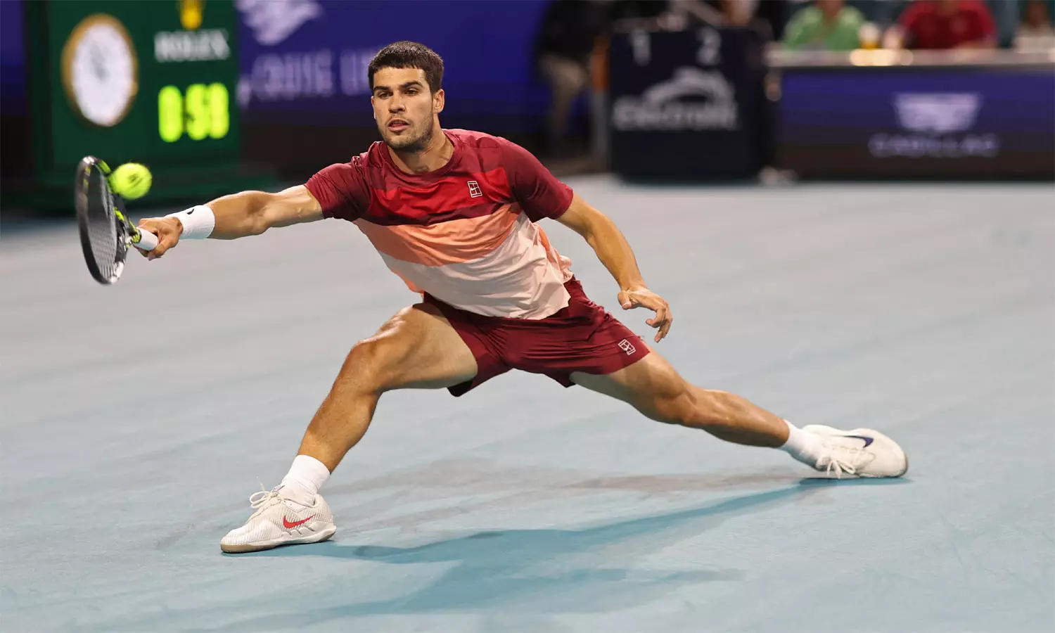 மியாமி ஓபன் டென்னிஸ்: நம்பர் 2 வீரருக்கு அதிர்ச்சி அளித்த பெல்ஜியம் வீரர்