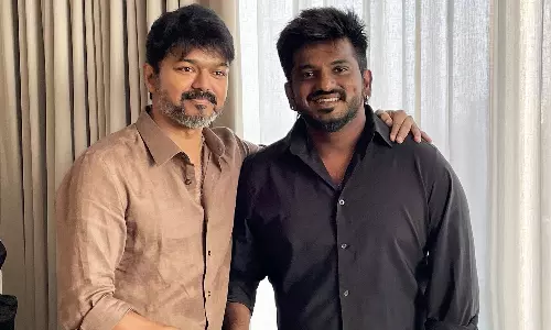 முறைதான் ஒருமுறைதான் உன்னை பார்த்தால் அது வரமே! - விஜயை சந்தித்த டிராகன் படக்குழு