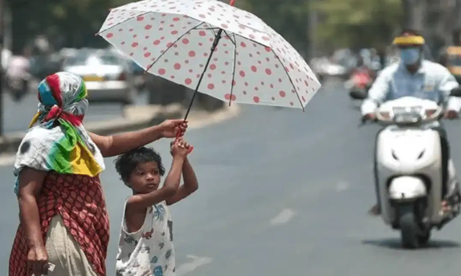 சென்னையில் இன்று வெயிலின் தாக்கம் அதிகரித்து காணப்படும் - வானிலை ஆய்வு மையம்