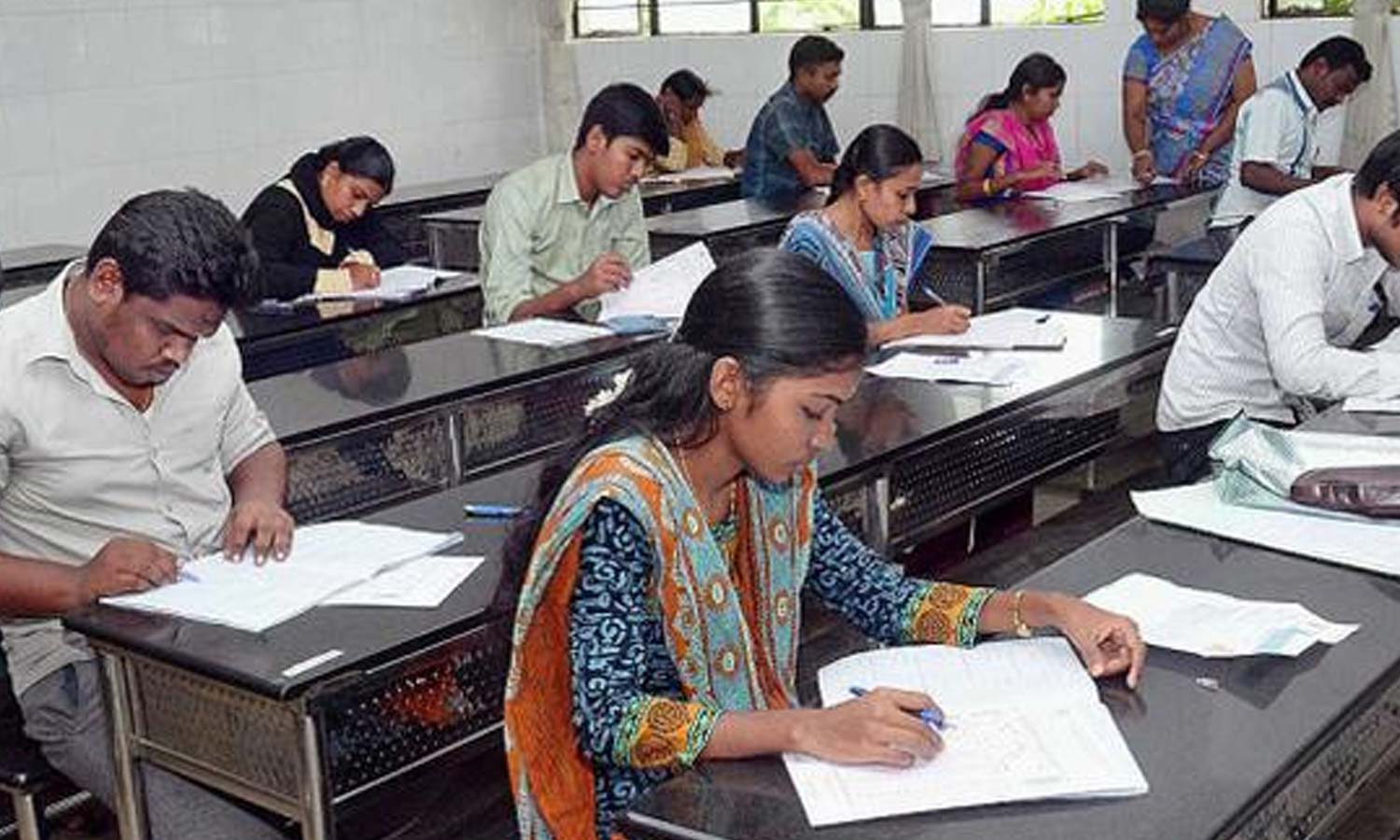 டி.என்.பி.எஸ்.சி. தேர்வர்கள் கவனத்திற்கு... வெளியான முக்கிய அறிவிப்பு