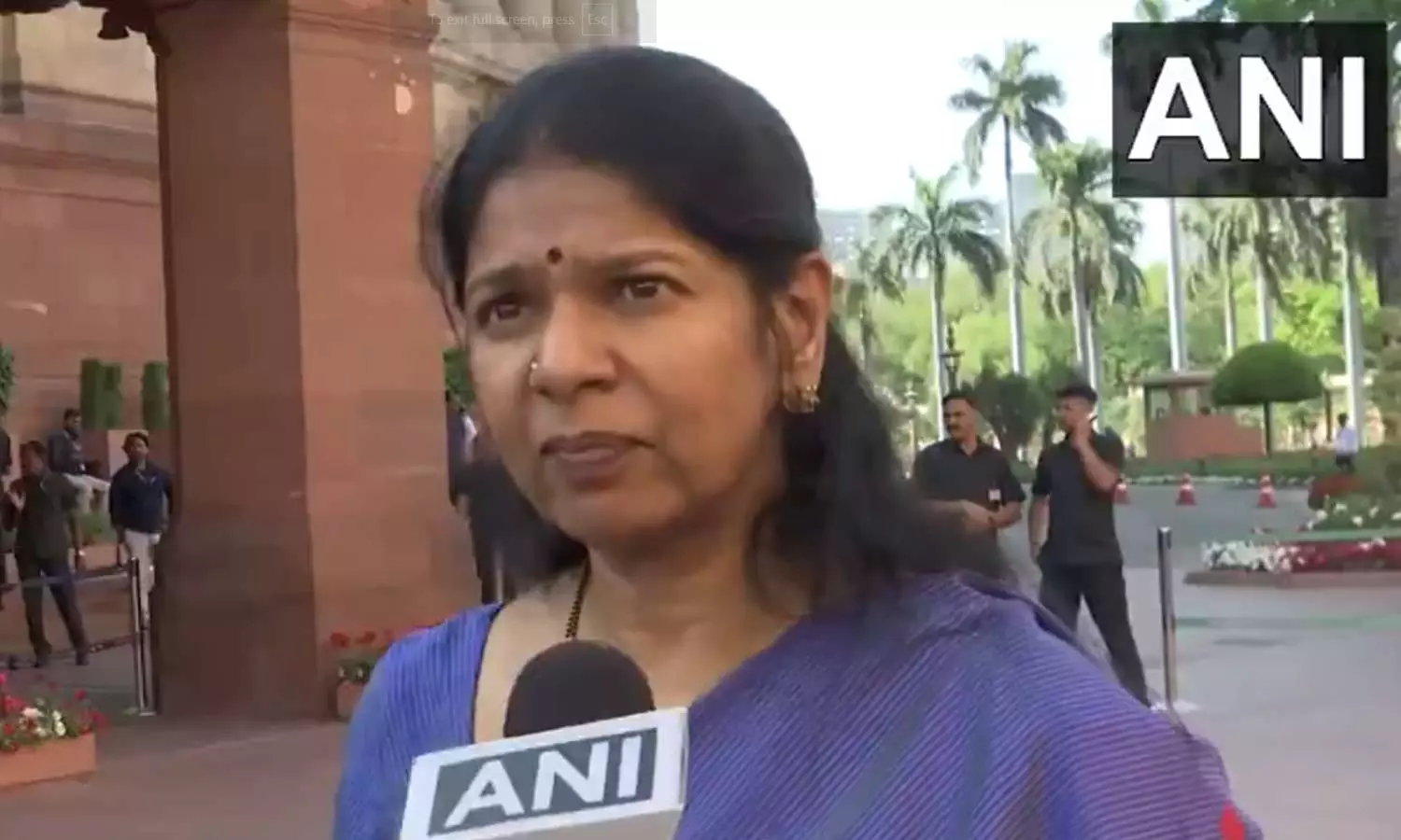 வக்ஃபு வாரிய திருத்த மசோதா: விவாதம் நடைபெற்றால், பங்கேற்று உறுதியாக எதிர்ப்போம்- கனிமொழி எம்.பி. வக்ஃபு வாரிய திருத்த மசோதா: விவாதம் நடைபெற்றால், பங்கேற்று உறுதியாக எதிர்ப்போம்- கனிமொழி எம்.பி.