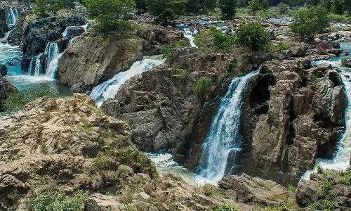 ஒகேனக்கல்லுக்கு நீர்வரத்து 1500 கனஅடியாக சரிவு