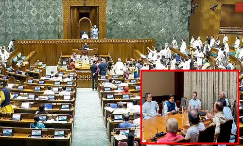 எதிர்க்கட்சிகளின் கடும் எதிர்ப்பையும் மீறி வக்பு வாரிய திருத்த மசோதா இன்று தாக்கல்