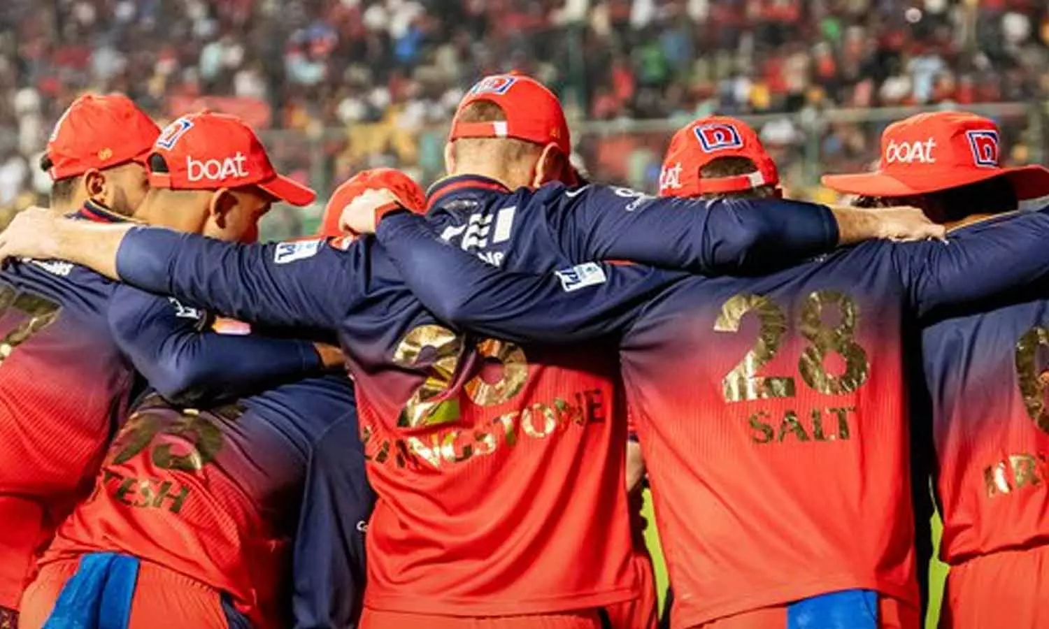 ஆர்சிபி-யின் பரிதாபம்: சின்னசாமி மைதானத்தில் மோசமான சாதனை படைத்த பெங்களூரு ஆர்சிபி-யின் பரிதாபம்: சின்னசாமி மைதானத்தில் மோசமான சாதனை படைத்த பெங்களூரு