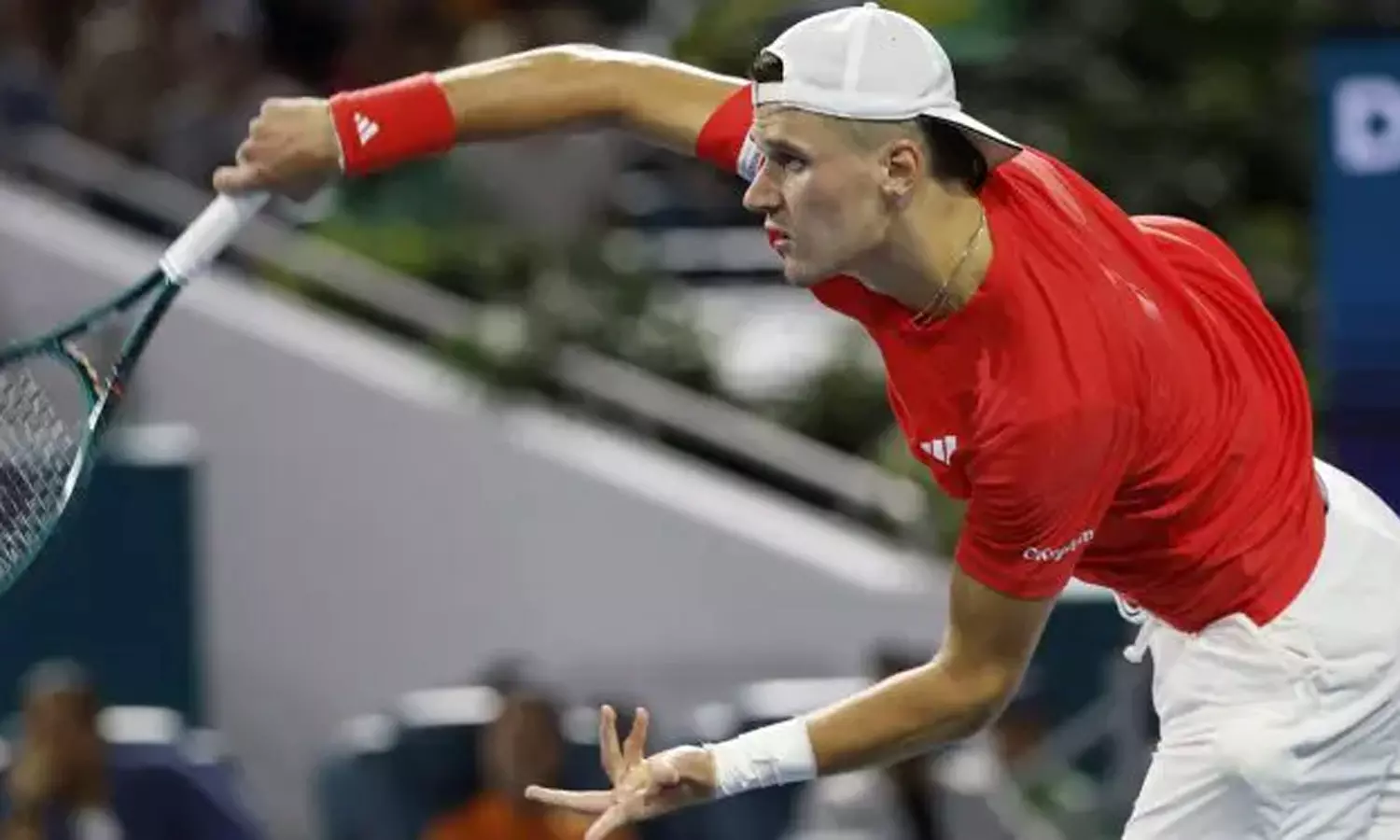 மான்டே கார்லோ மாஸ்டர்ஸ்: நம்பர் 1 வீரரை வீழ்த்திய மென்சிக் திடீர் விலகல்