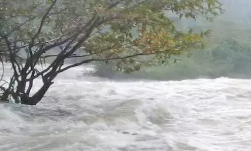 ஏரியைக் காத்த கன்னி!