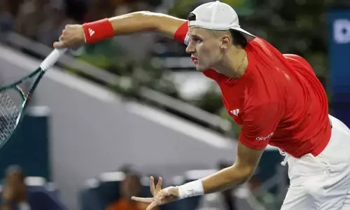 மான்டே கார்லோ மாஸ்டர்ஸ்: நம்பர் 1 வீரரை வீழ்த்திய மென்சிக் திடீர் விலகல்