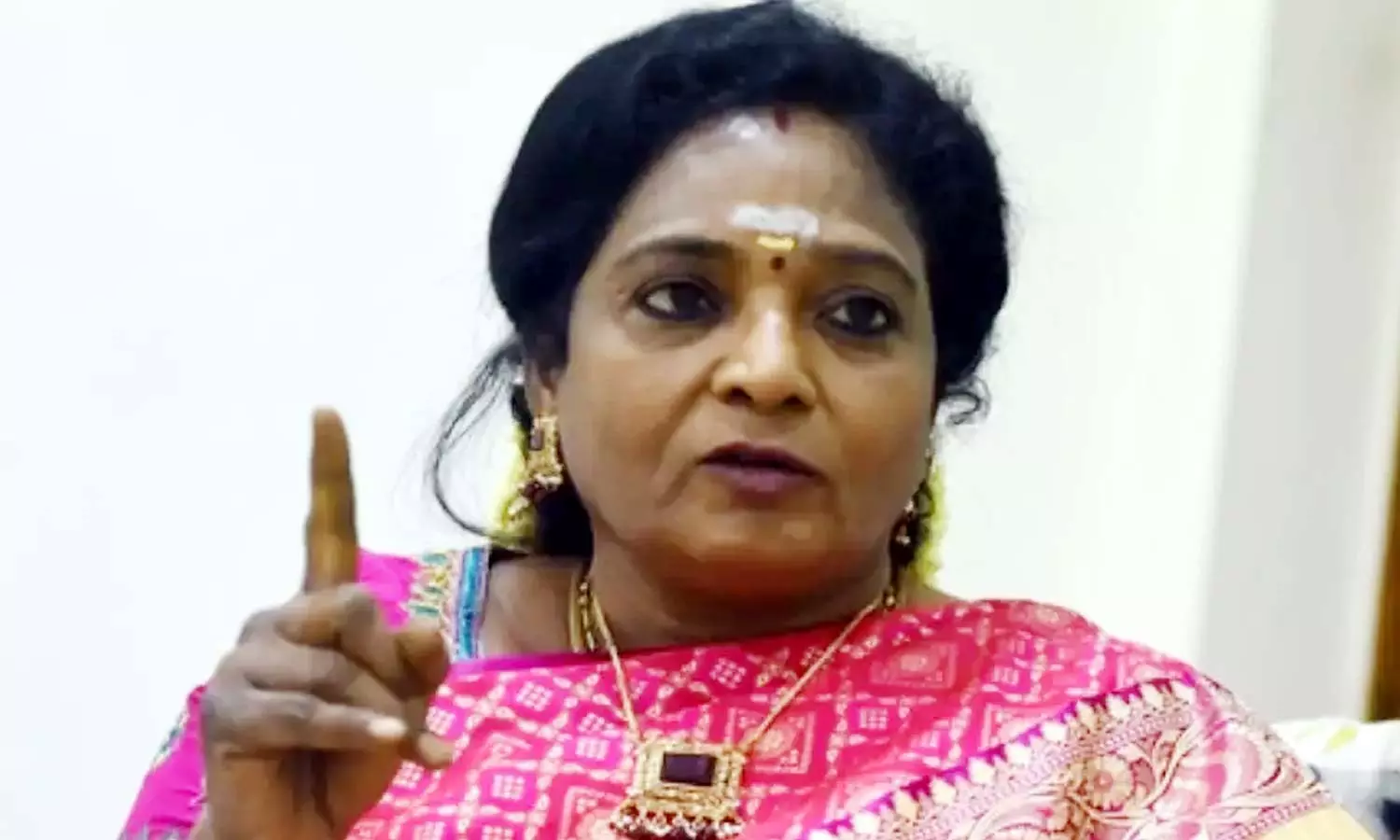 பாஜக தலைவர் தேர்தலில் போட்டியிடுவீர்களா? கேள்விக்கு தமிழிசையின் பதில்..!