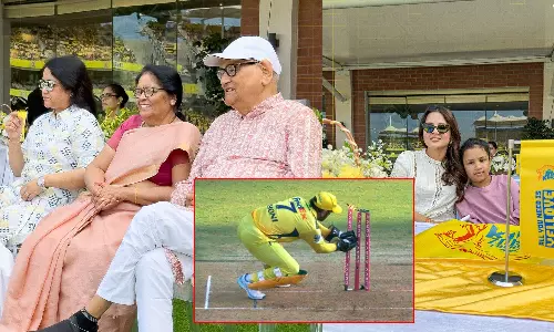 எம்.எஸ். தோனி ஐ.பி.எல். கிரிக்கெட்டில் இருந்து ஓய்வு?- சமூக வலைத்தளங்களில் பரவும் தகவல்