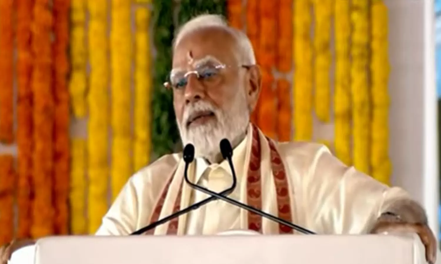 பாம்பன் பாலத்தை திறந்து வைக்கும் வாய்ப்பு கிடைத்தது பெருமை- பிரதமர் மோடி