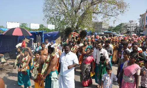 பங்குனி உத்திர திருவிழா: பழனியில் பாதயாத்திரை பக்தர்கள் வருகை அதிகரிப்பு