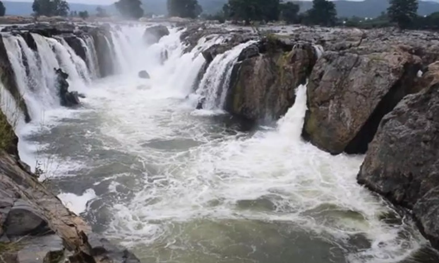 ஒகேனக்கல்லுக்கு நீர்வரத்து 5 ஆயிரம் கனஅடியாக அதிகரிப்பு