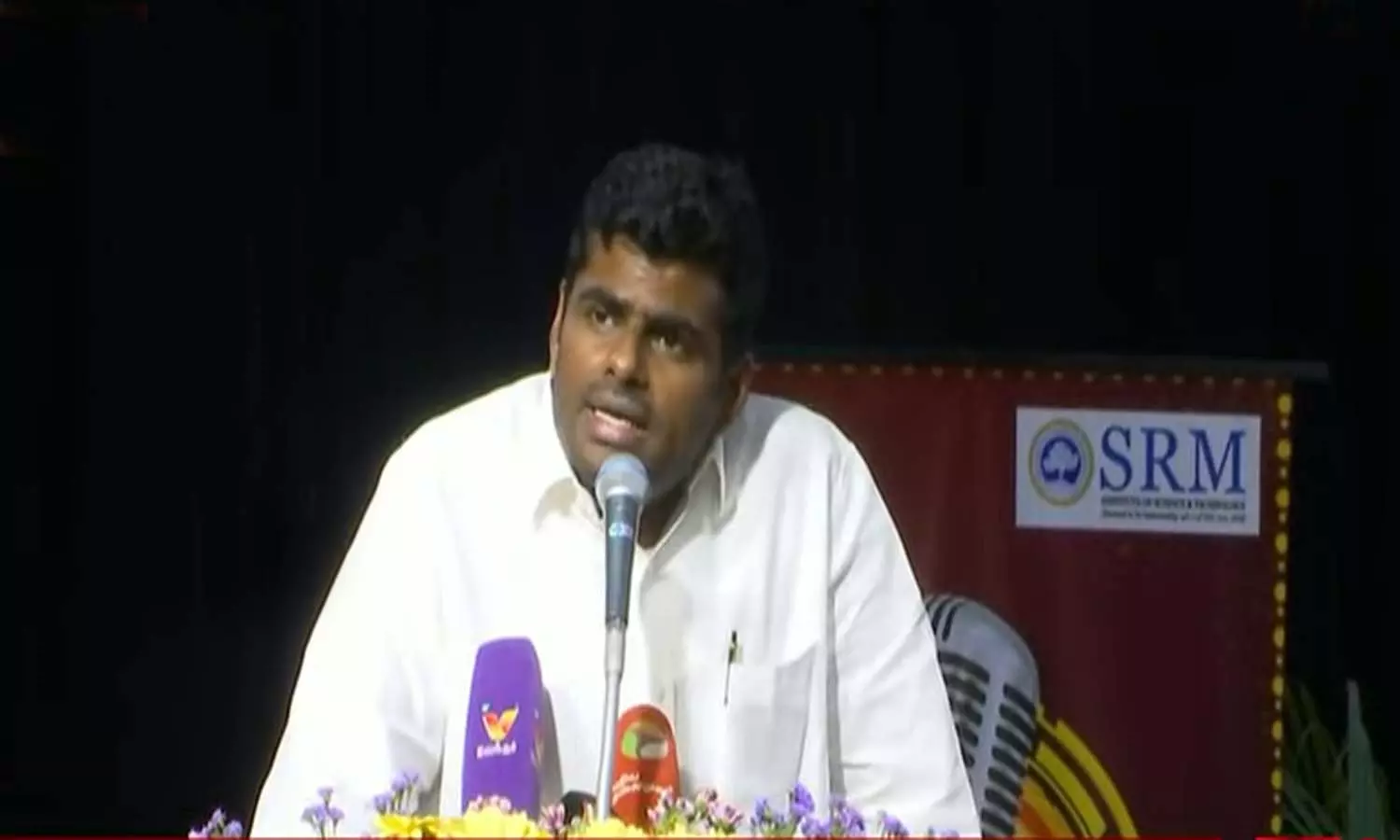 போர்க்களத்தில் நிற்க கூடிய தளபதி தான் சீமான்- அண்ணாமலை புகழாரம் போர்க்களத்தில் நிற்க கூடிய தளபதி தான் சீமான்- அண்ணாமலை புகழாரம்