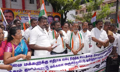 வக்ஃபு மசோதாவுக்கு எதிராக ஆர்ப்பாட்டம் உள்பட பல்வேறு நிகழ்வுகளில் பங்கேற்ற விஜய் வசந்த் எம்.பி
