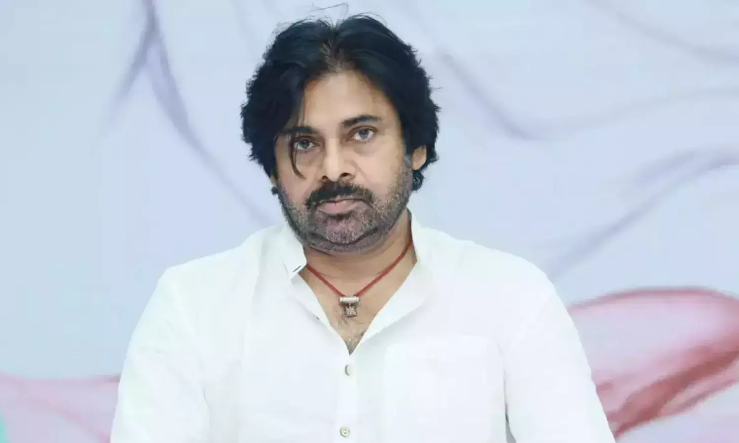 தீ விபத்தில் பவன் கல்யாண் மகன் படுகாயம்