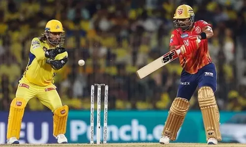 எழுச்சி பெறுமா சென்னை சூப்பர் கிங்ஸ்?- பஞ்சாப் அணியுடன் இன்று மோதல்