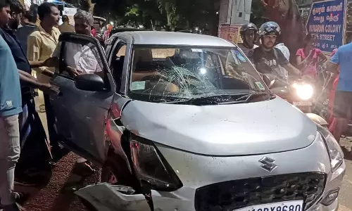 சிறுவன் ஓட்டிய கார் மோதி விபத்து - காயமடைந்த முதியவர் உயிரிழப்பு