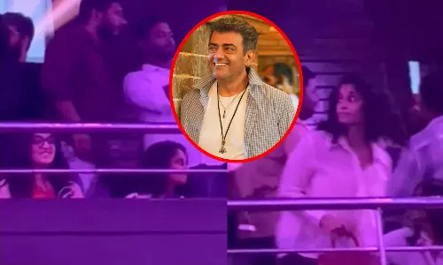 குட் பேட் அக்லி படத்தை தனது மகளுடன் கண்டு ரசிக்கும் ஷாலினி