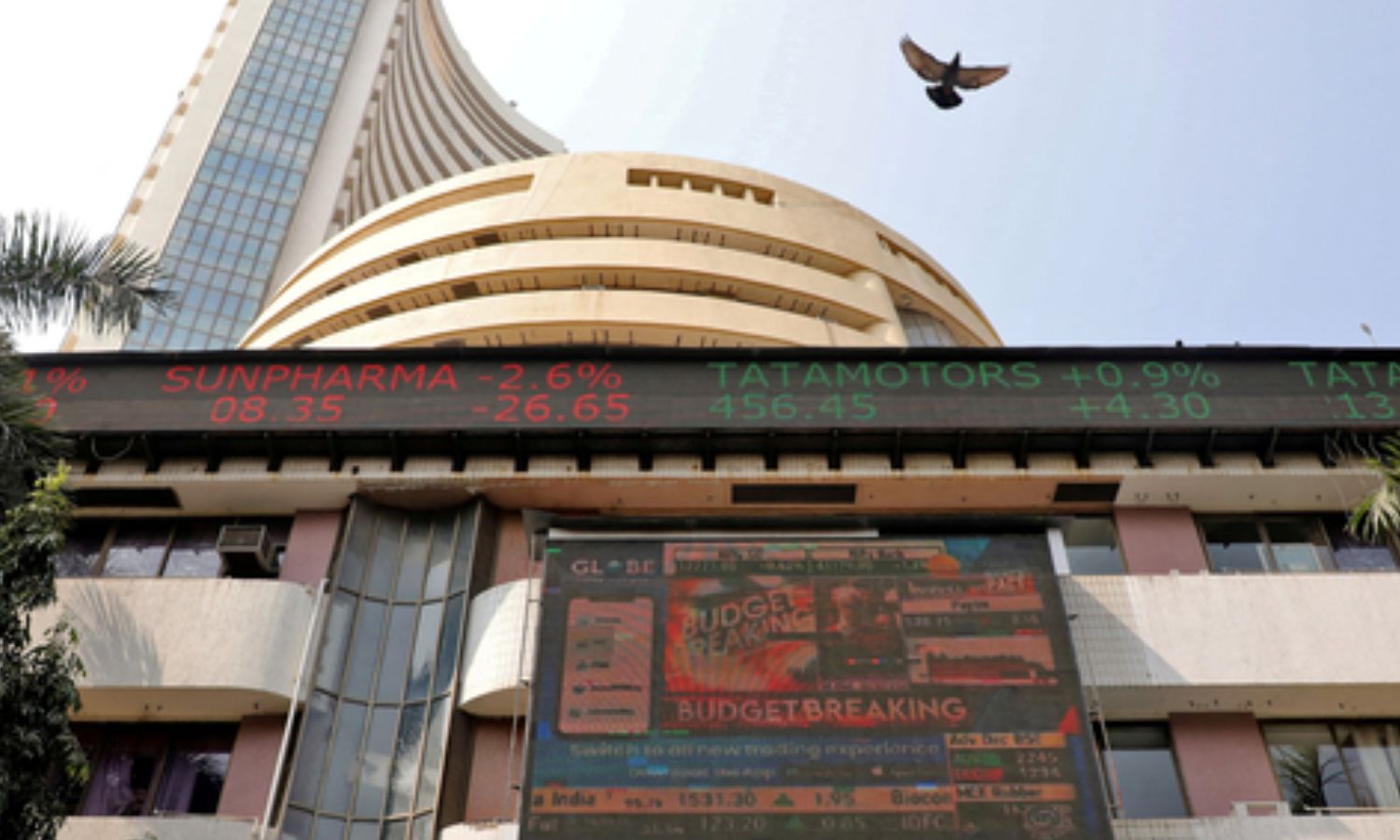 பங்குச்சந்தை உயர்வுடன் தொடக்கம் - SENSEX -  NIFTY எவ்வளவு?..  எந்தெந்த துறைகளில் ஏற்றம்?