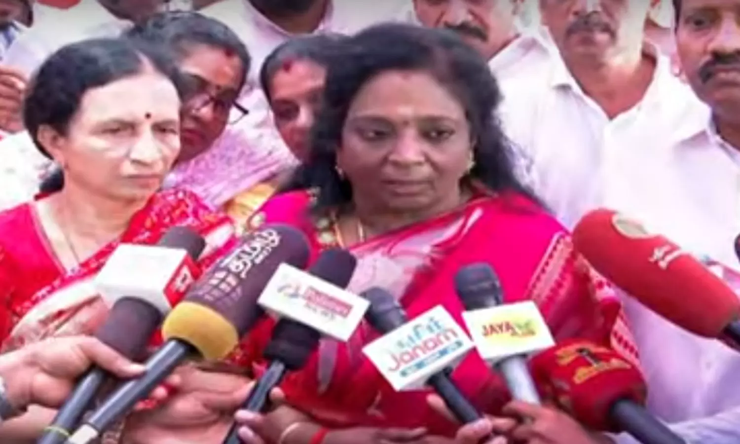 ஆறுதல் கூறியவர்களுக்கு நன்றி தெரிவித்த தமிழிசை சவுந்தரராஜன்