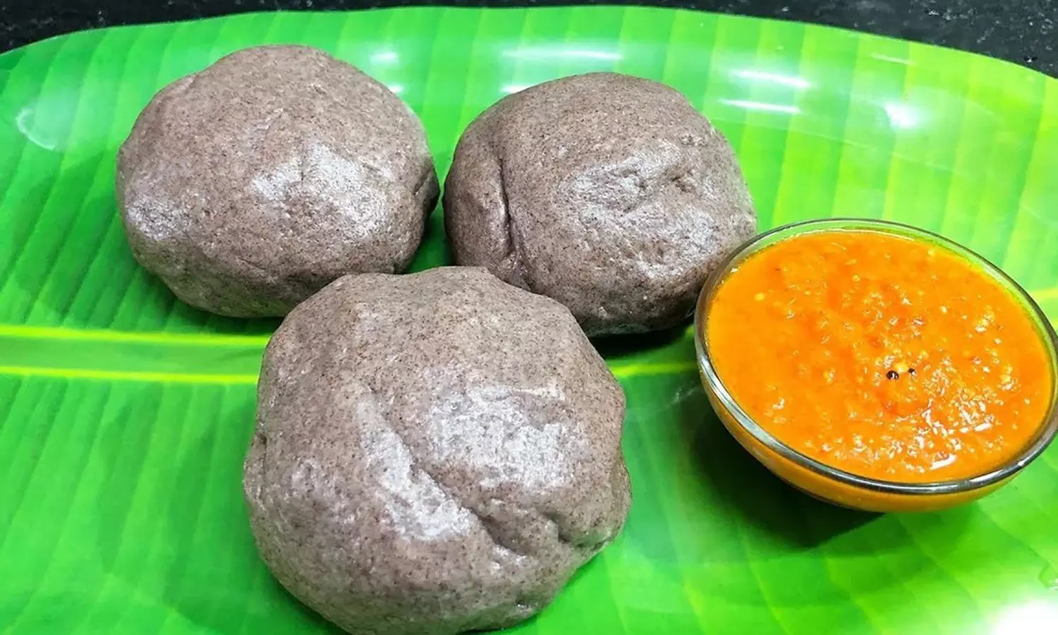 குழந்தைகளுக்கு ஊட்டம் தரும் கேழ்வரகு களி குழந்தைகளுக்கு ஊட்டம் தரும் கேழ்வரகு களி