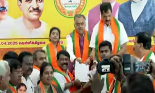 பா.ஜ.க. மாநில தலைவர் தேர்தல் - நயினார் நாகேந்திரன் விருப்பமனு தாக்கல்