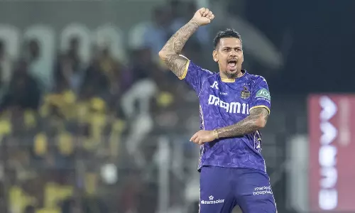 சுனில் நரைன் அபாரம்: 8 விக்கெட் வித்தியாசத்தில் சென்னையை வீழ்த்தியது கொல்கத்தா