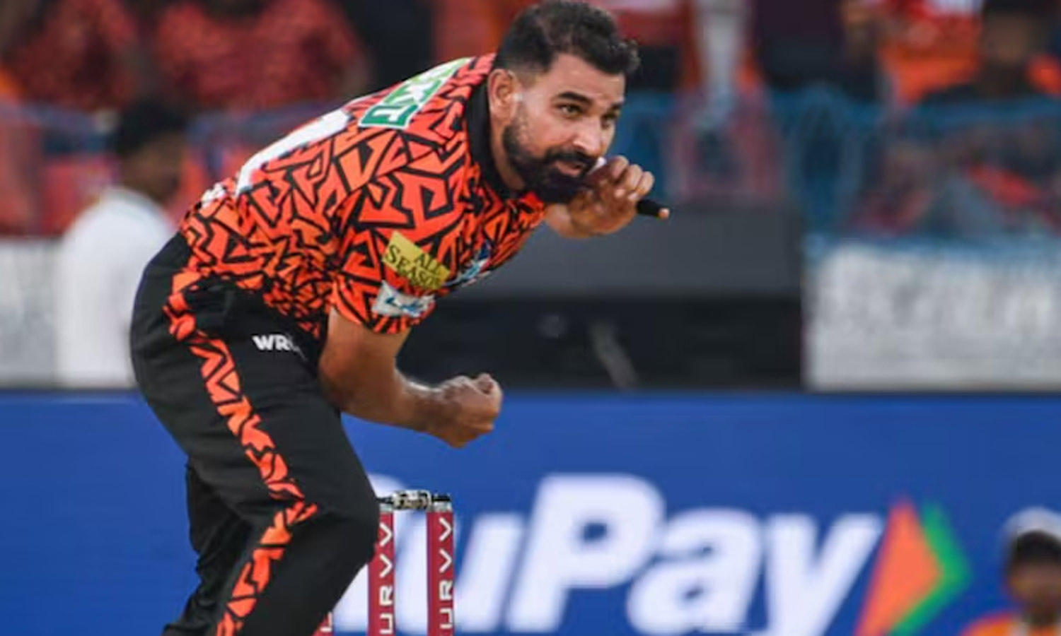 ஐ.பி.எல். வரலாற்றில் மோசமான பந்துவீச்சை பதிவுசெய்த முகமது ஷமி ஐ.பி.எல். வரலாற்றில் மோசமான பந்துவீச்சை பதிவுசெய்த முகமது ஷமி