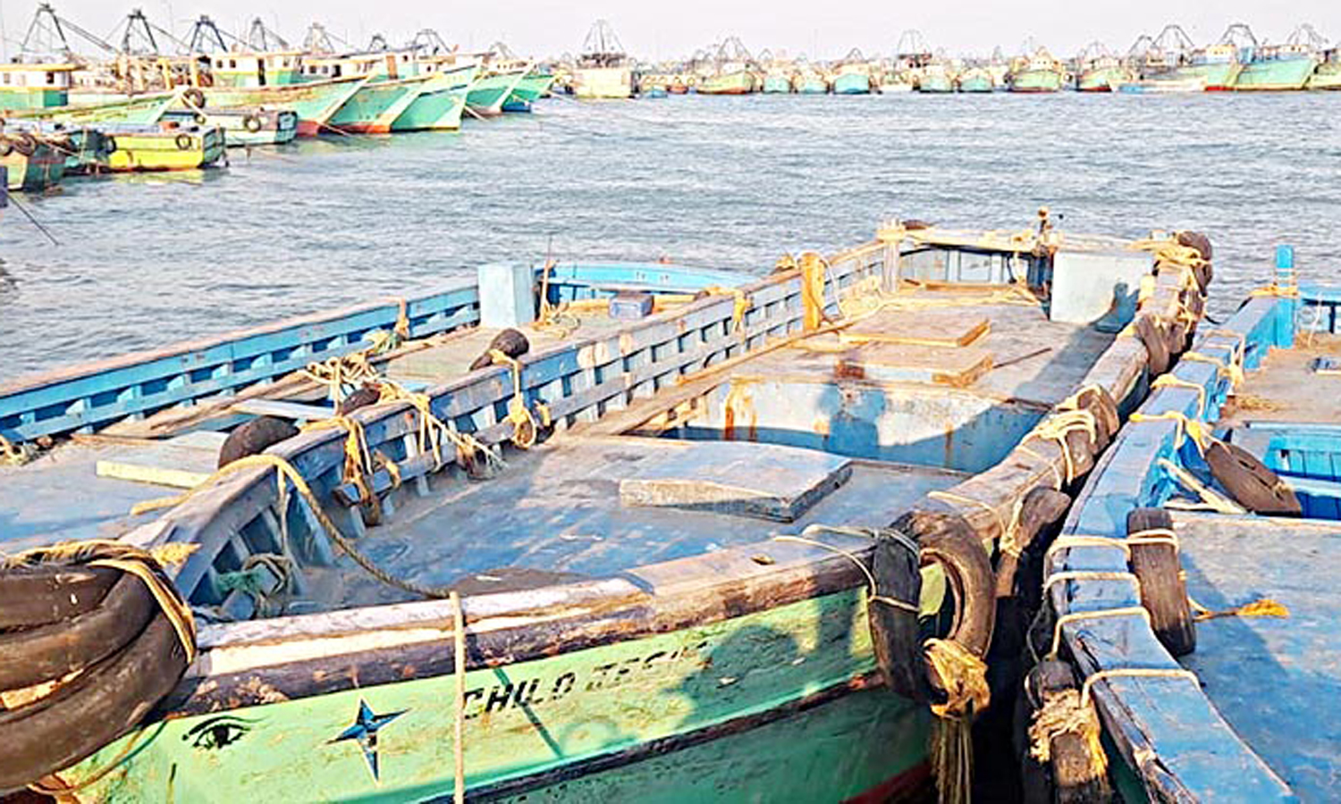 மீன்பிடி தடைக்காலம் நாளை நள்ளிரவு முதல் அமல் - மீன்கள் விலை கணிசமாக உயர்வு