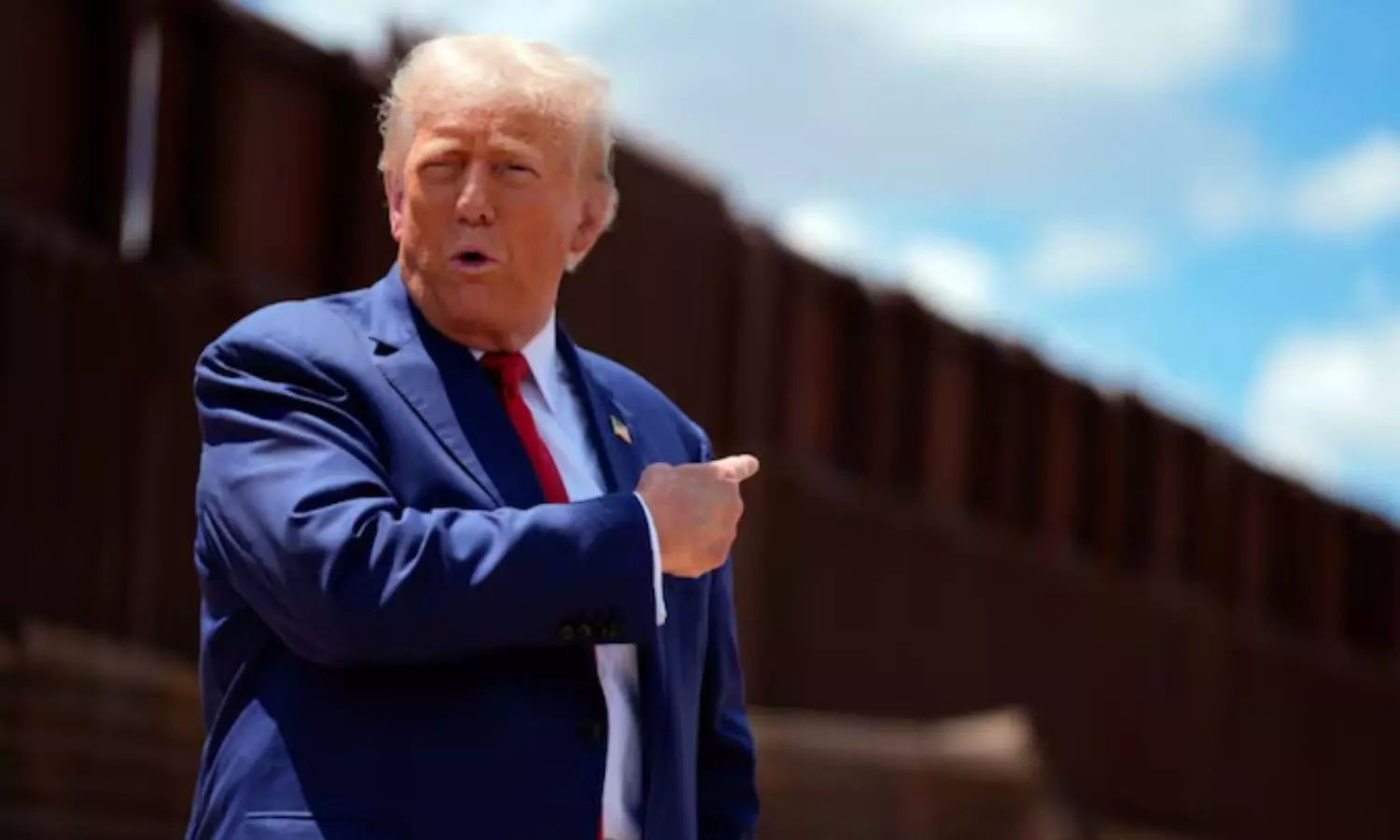 மரியாதையா 30 நாட்களுக்குள் அமெரிக்காவை விட்டு வெளியே போயிடுங்க - கடைசி வாய்ப்பு கொடுத்த டிரம்ப்