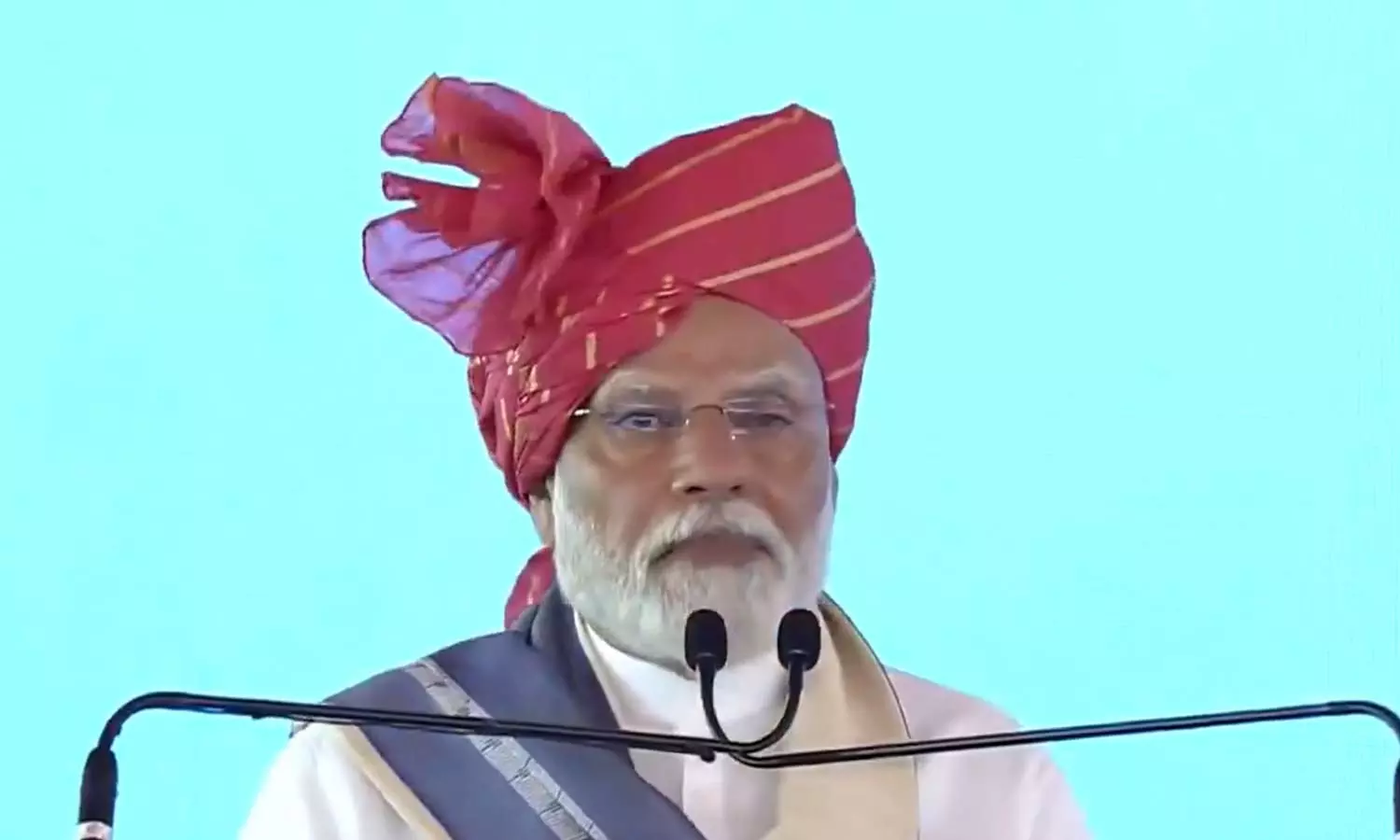 காங்கிரஸ் ஆளும் மாநிலங்களில் மக்களுக்கு துரோகம் இழைக்கப்படுகிறது: பிரதமர் மோடி காங்கிரஸ் ஆளும் மாநிலங்களில் மக்களுக்கு துரோகம் இழைக்கப்படுகிறது: பிரதமர் மோடி