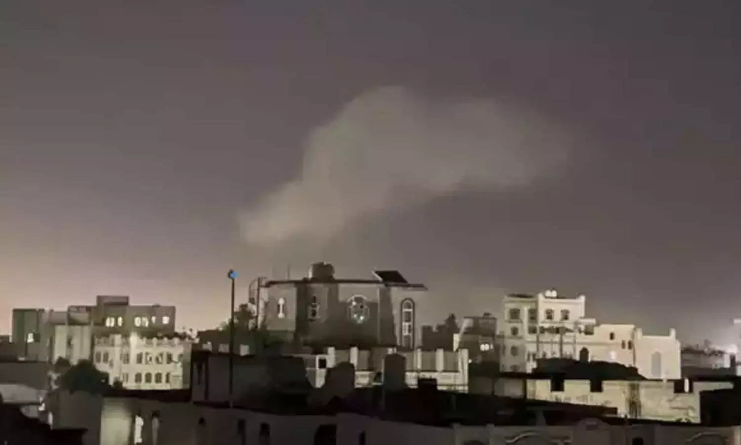 அமெரிக்கா வான்தாக்குதல்: ஏமனில் 7 பேர் உயிரிழப்பு