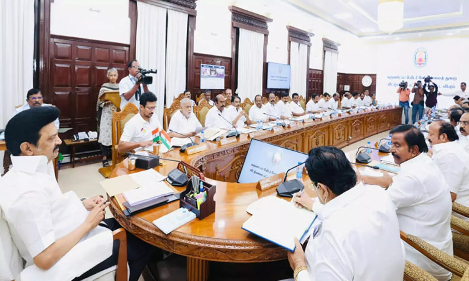 தமிழக அமைச்சரவை கூட்டம் நாளை மறுதினம் நடைபெறுகிறது