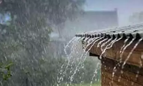 சேலத்தில் இடி-மின்னலுடன் கன மழை