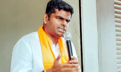 மாணவனுக்கு அரிவாள் வெட்டு: மது, போதைப்பொருளால் தமிழ்ச் சமுதாயம் நிலைதடுமாறிக் கொண்டிருக்கிறது- அண்ணாமலை