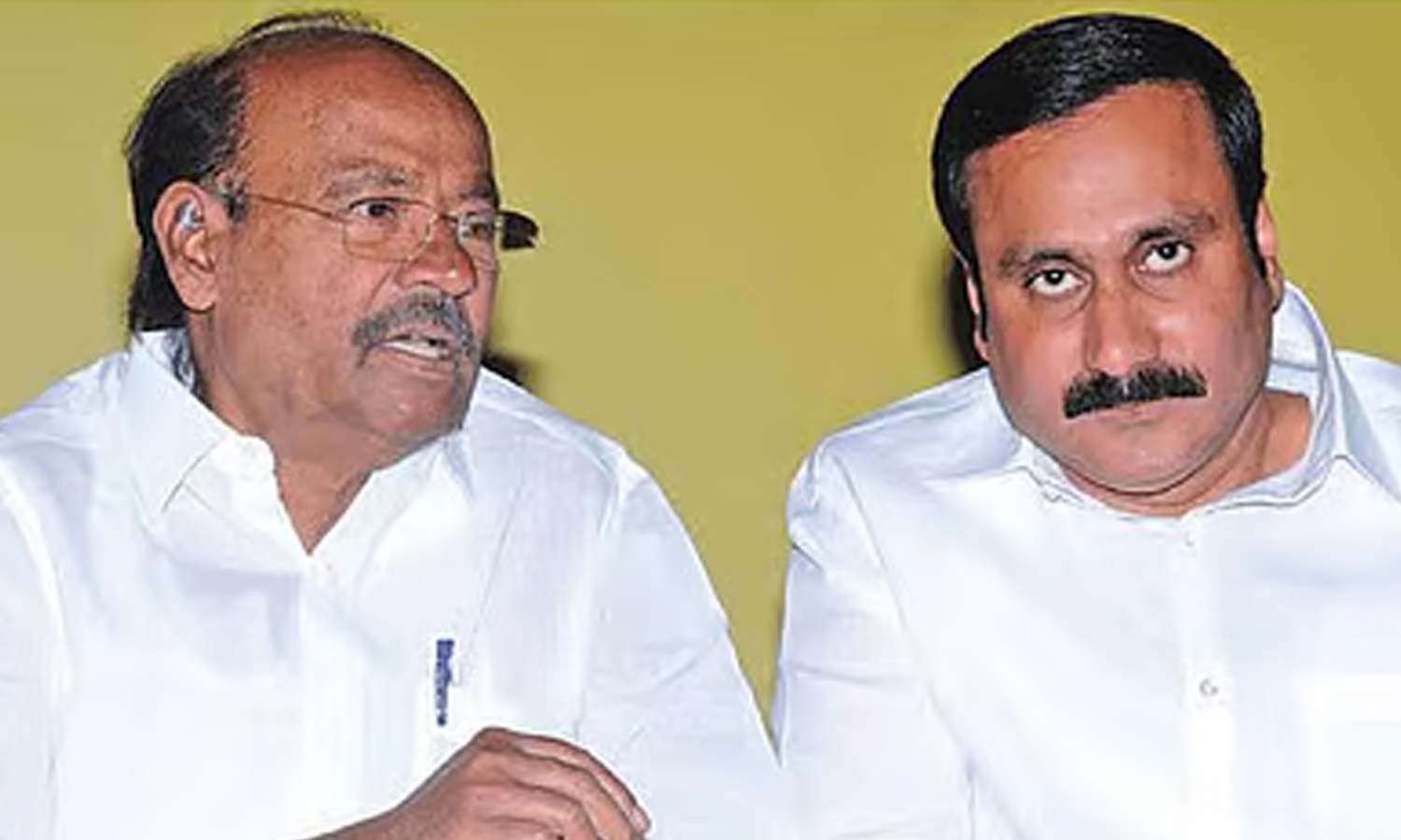 சித்திரை முழுநிலவு மாநாட்டுக்குழு தலைவராக அன்புமணி நியமனம்- ராமதாஸ் சித்திரை முழுநிலவு மாநாட்டுக்குழு தலைவராக அன்புமணி நியமனம்- ராமதாஸ்