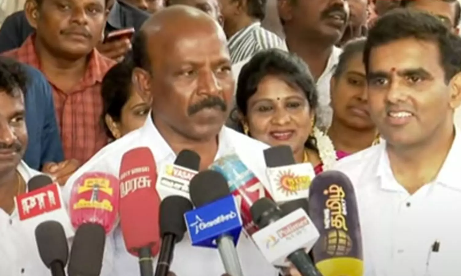 விரைவில் தமிழ் வழி மருத்துவக் கல்வி- அமைச்சர் மா. சுப்பிரமணியன் விரைவில் தமிழ் வழி மருத்துவக் கல்வி- அமைச்சர் மா. சுப்பிரமணியன்