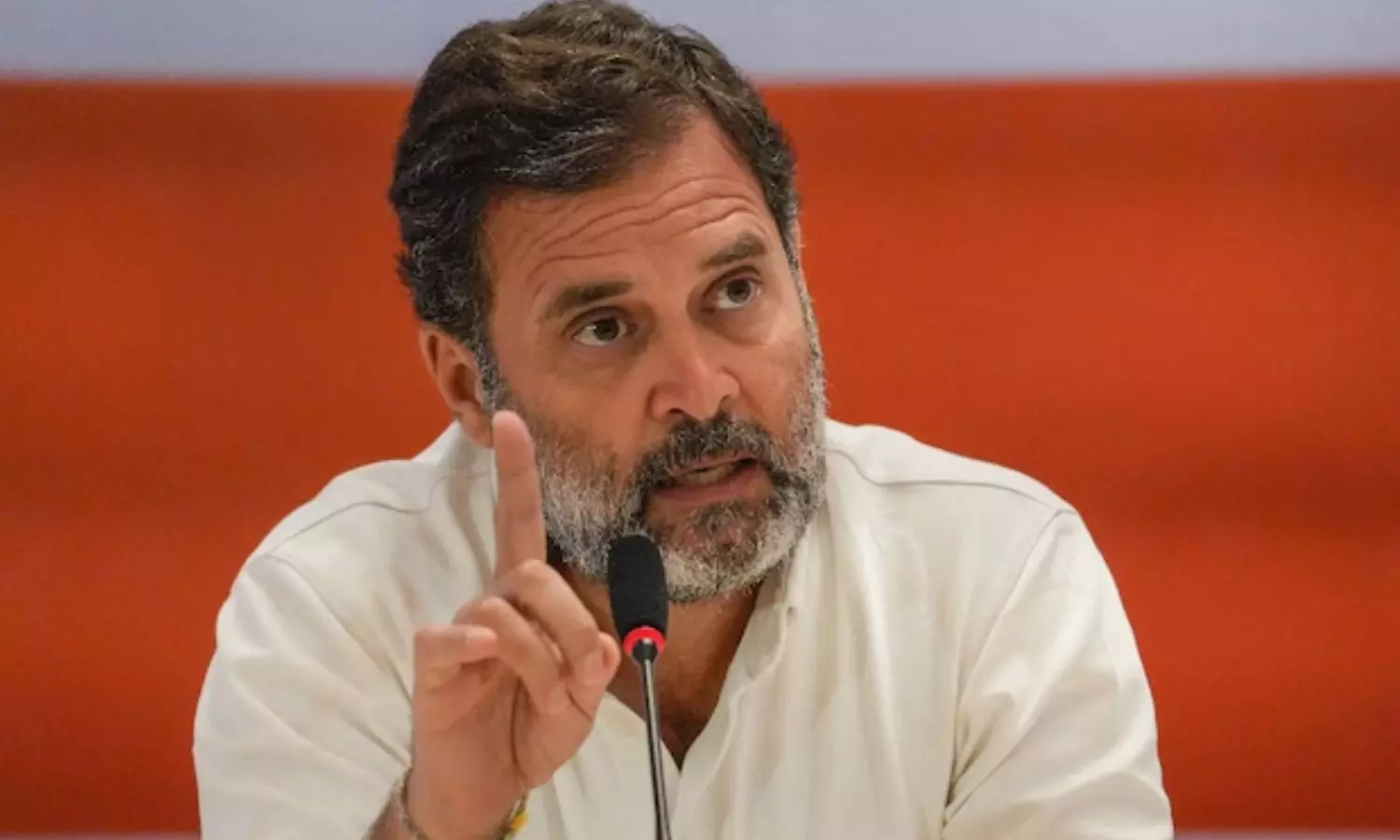 காது கேளாத தலித் சிறுமி கடத்தப்பட்டு பாலியல் வன்கொடுமை.. பாஜகவின் மனநிலையே காரணம் என்கிறார் ராகுல்