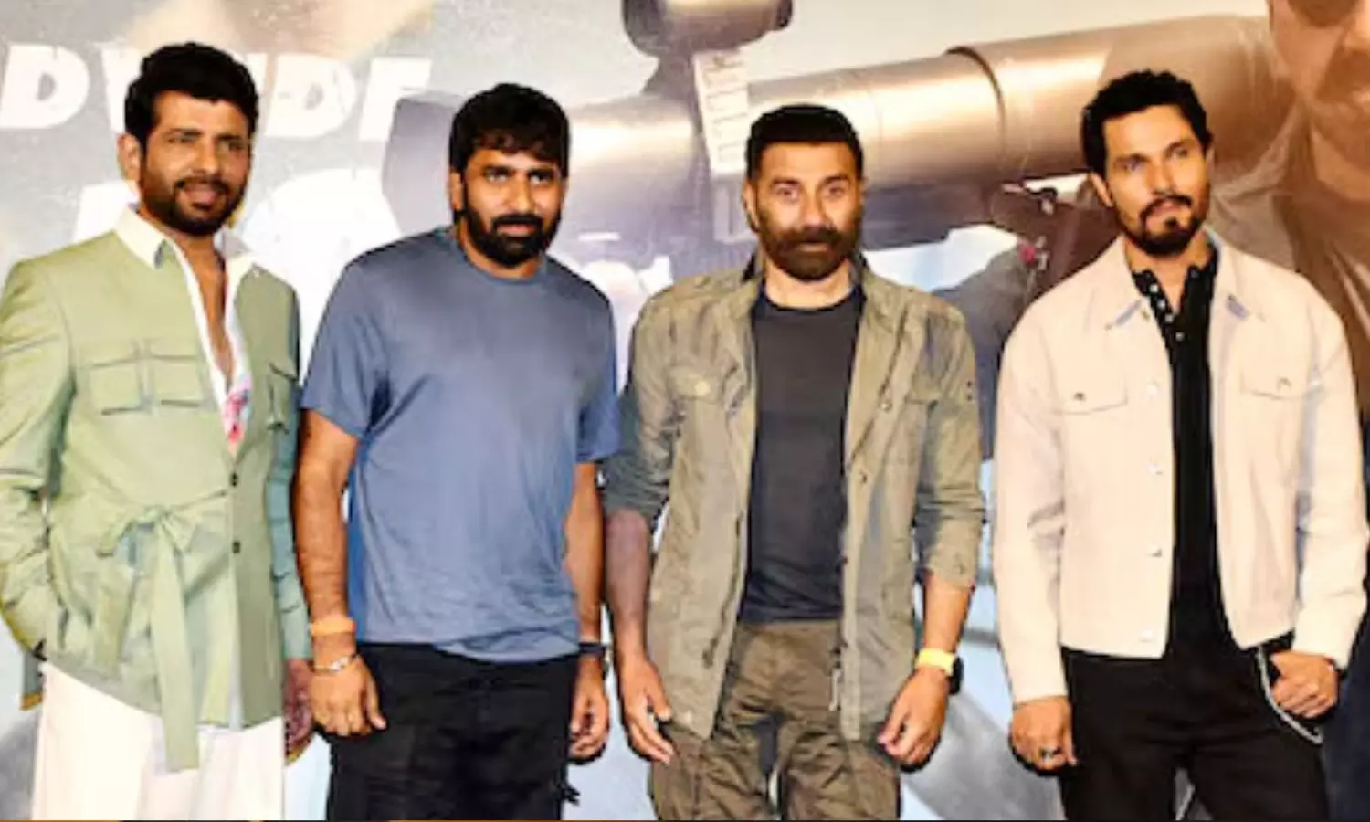 JAAT திரைப்பட சர்ச்சை.. நடிகர் சன்னி தியோல், ரன்தீப் ஹூடா, இயக்குநர் மீது பாய்ந்தது FIR JAAT திரைப்பட சர்ச்சை.. நடிகர் சன்னி தியோல், ரன்தீப் ஹூடா, இயக்குநர் மீது பாய்ந்தது FIR