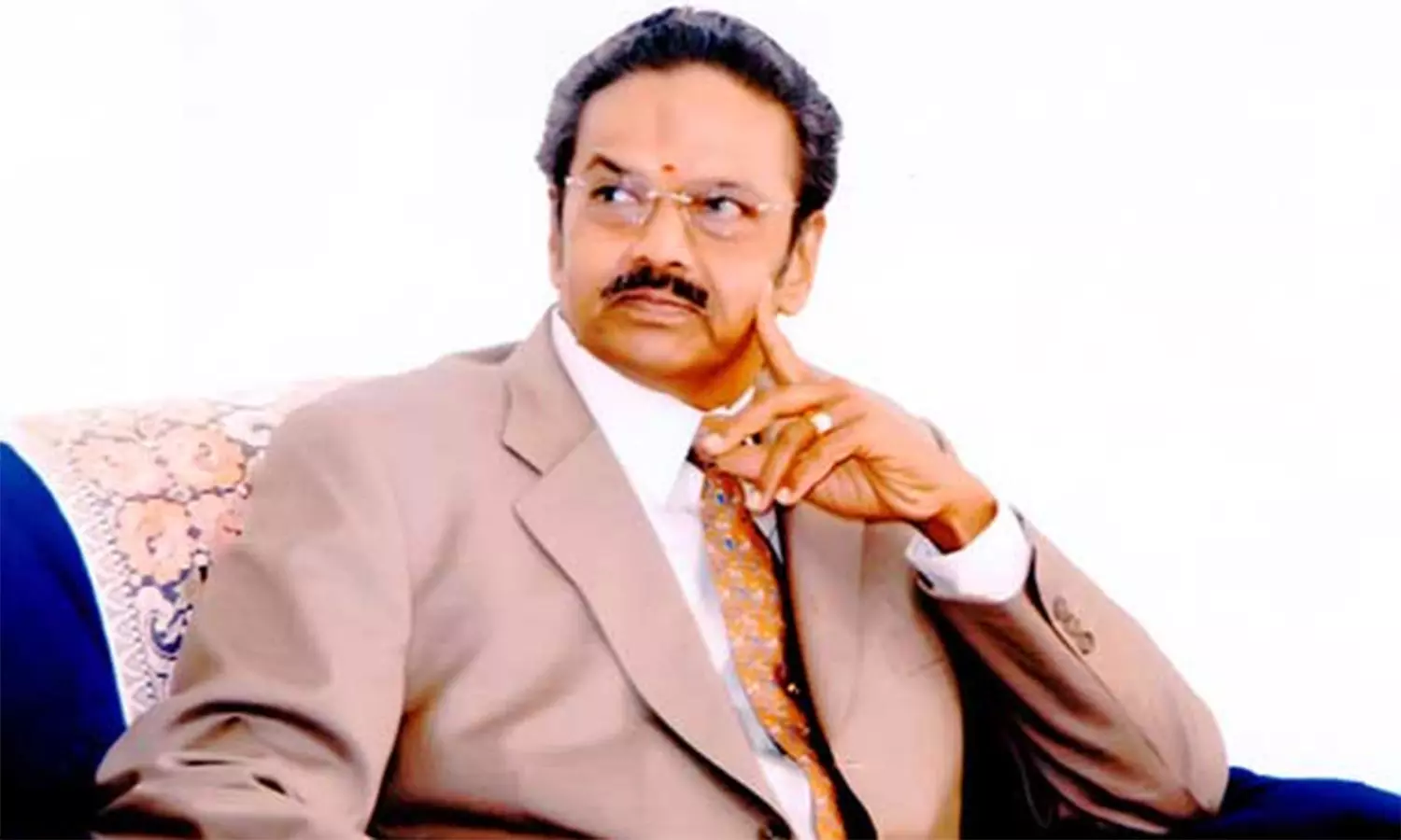 பிரமிக்க வைக்கும் பேராற்றல் டாக்டர் பா.சிவந்தி ஆதித்தனார்