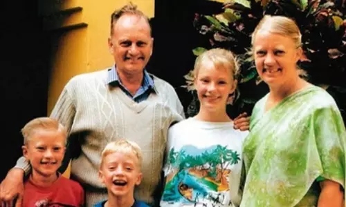 மத போதகர், குழந்தைகளை எரித்துக் கொன்ற வழக்கில் குற்றவாளி விடுவிப்பு - இந்து அமைப்பு வரவேற்பு