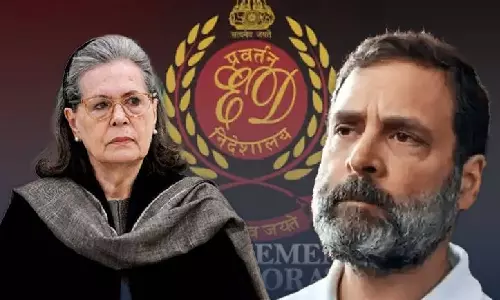 நேஷனல் ஹெரால்டு வழக்கில் குற்றப்பத்திரிகை தாக்கல்: காங்கிரஸ் நாளை ஆலோசனை