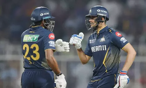 சதத்தை தவறவிட்ட சுப்மன் கில்- கொல்கத்தாவுக்கு 199 ரன்கள் இலக்கு நிர்ணயித்த குஜராத்