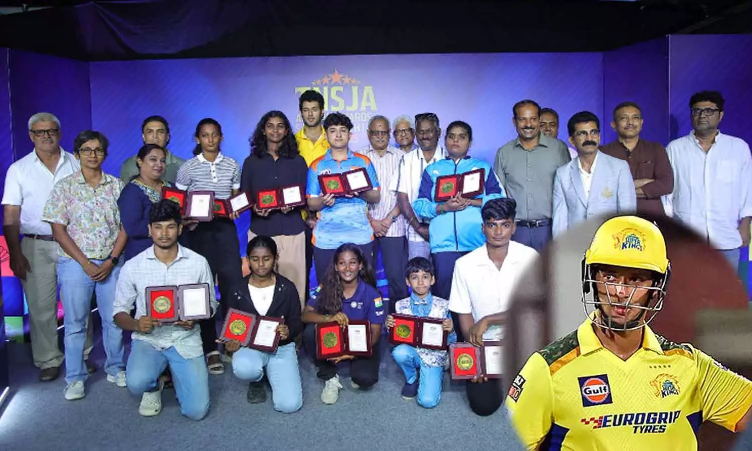 தமிழ்நாட்டை சேர்ந்த 10 விளையாட்டு வீரர்களுக்கு நிதி உதவி வழங்கிய துபே