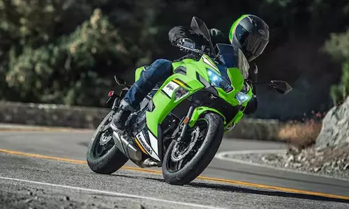 2025 கவாசகி நின்ஜா 650 இந்தியாவில் அறிமுகம் -  விலை எவ்வளவு தெரியுமா?